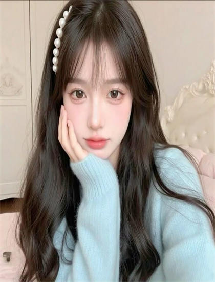 《我的百变女友》的文化解码：文化符号与象征意义的解读 理解文化认同的建构过程